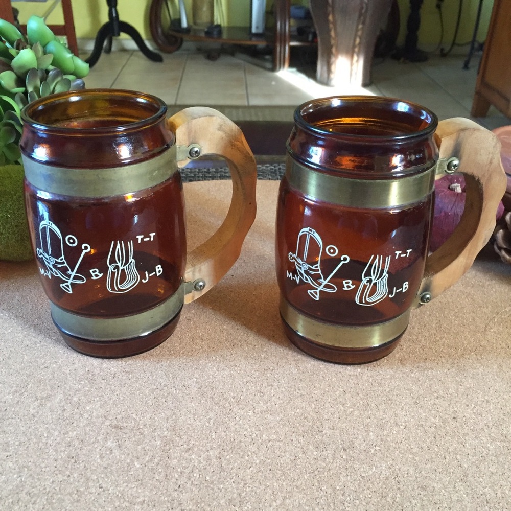 - Vintage 1970s Siestaware Barrel Mug Set 2